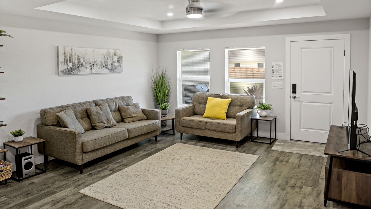 Photo of Livingroom in Warm Mineral Springs