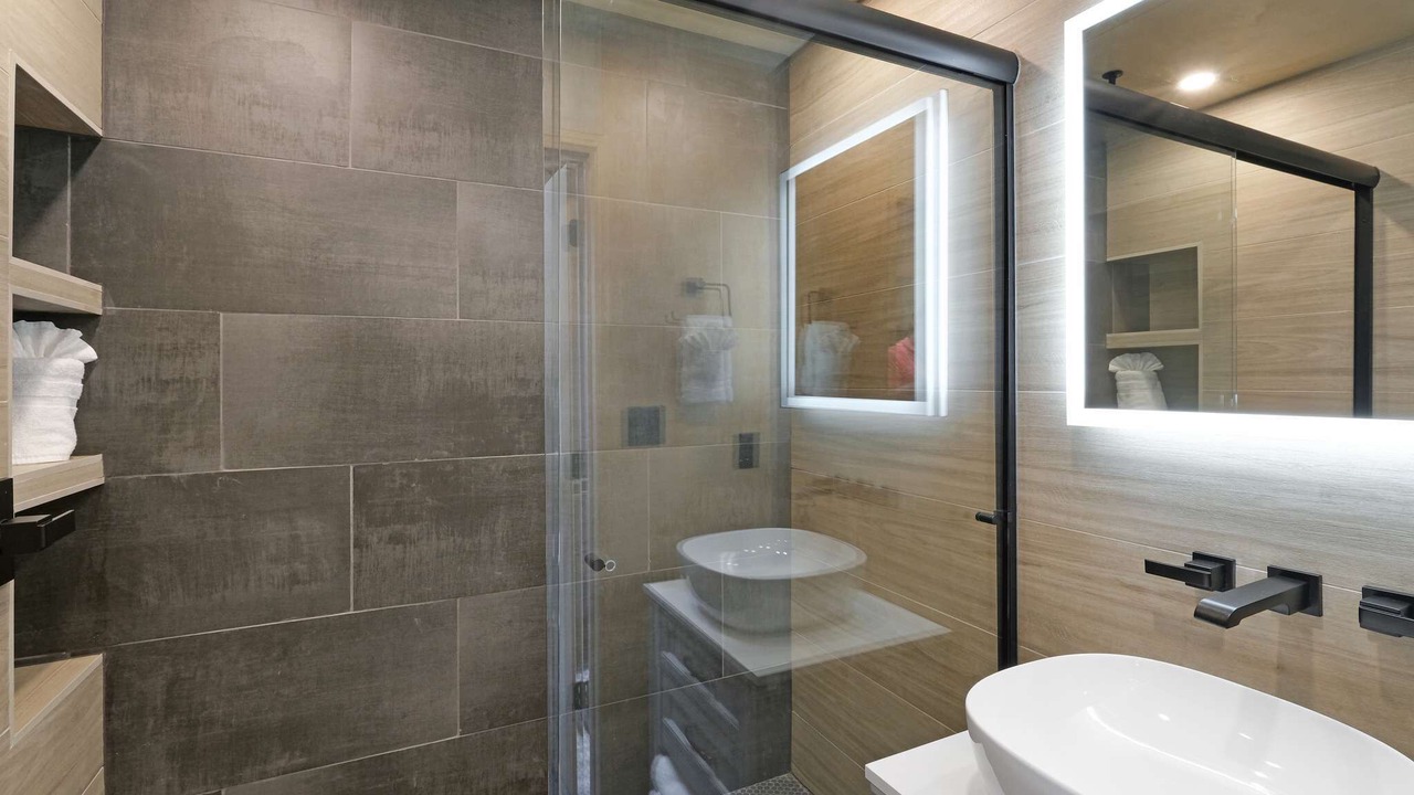 Photo of Bathroom in Ottawa