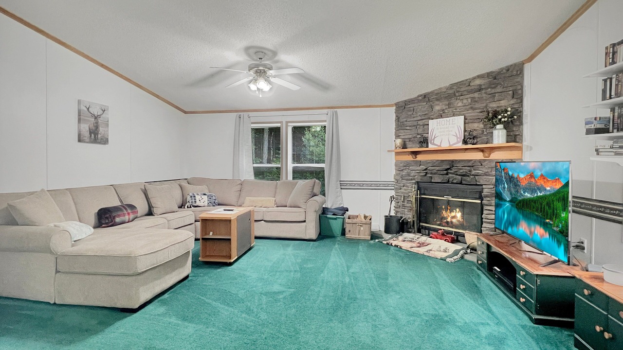 Photo of Livingroom in Shirley Mills