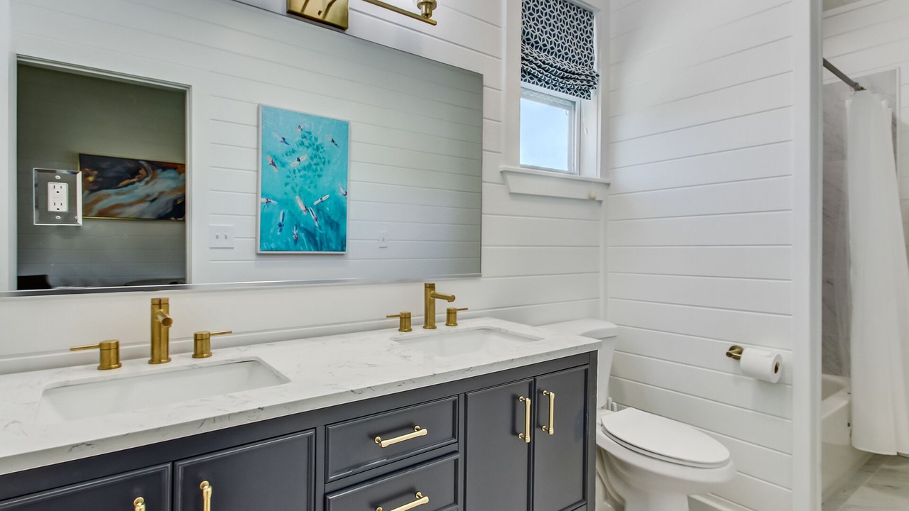 Photo of Bathroom in Tybee Island