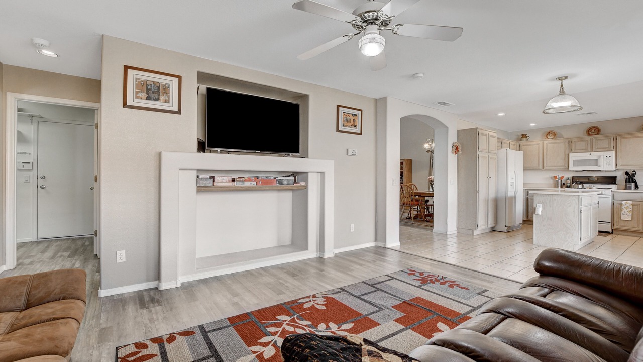 Photo of Livingroom in Elkhorn