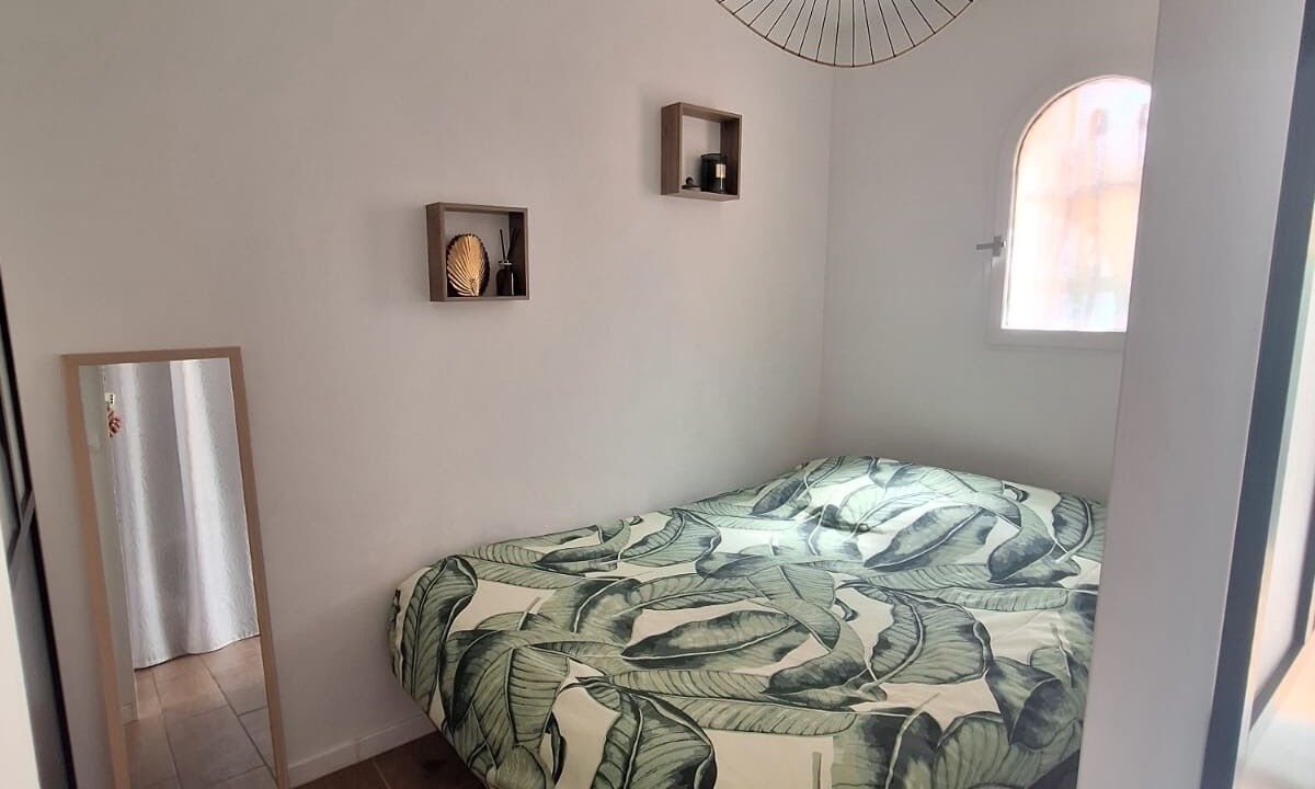Photo of Bedroom in Alenya