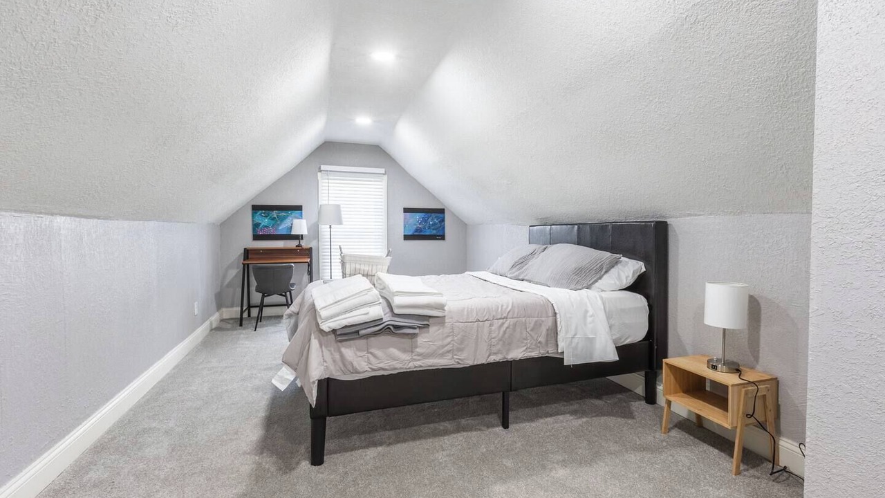 Photo of Bedroom in Northeast Kansas City