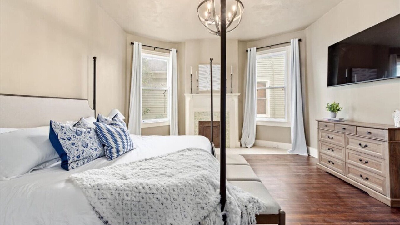 Photo of Bedroom in Macon