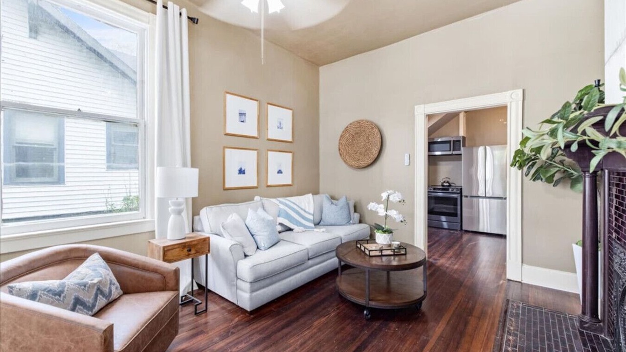 Photo of Livingroom in Macon