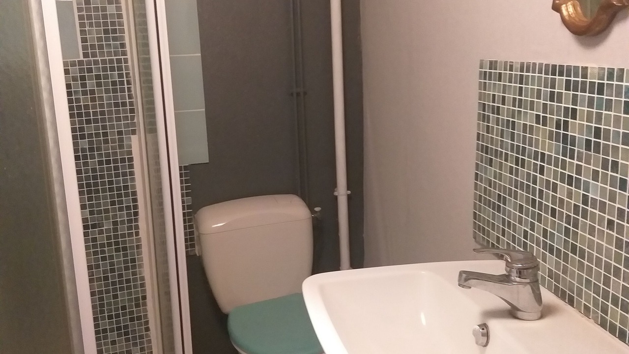 Photo of Bathroom in Saint-Antheme