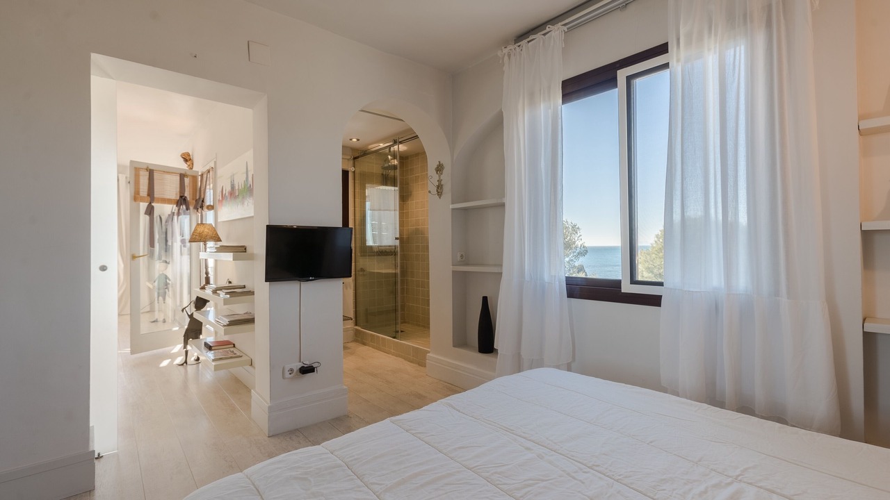 Photo of Bedroom in Mont-roig Bahia