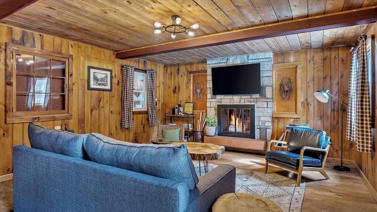 Photo of Livingroom in Corinth