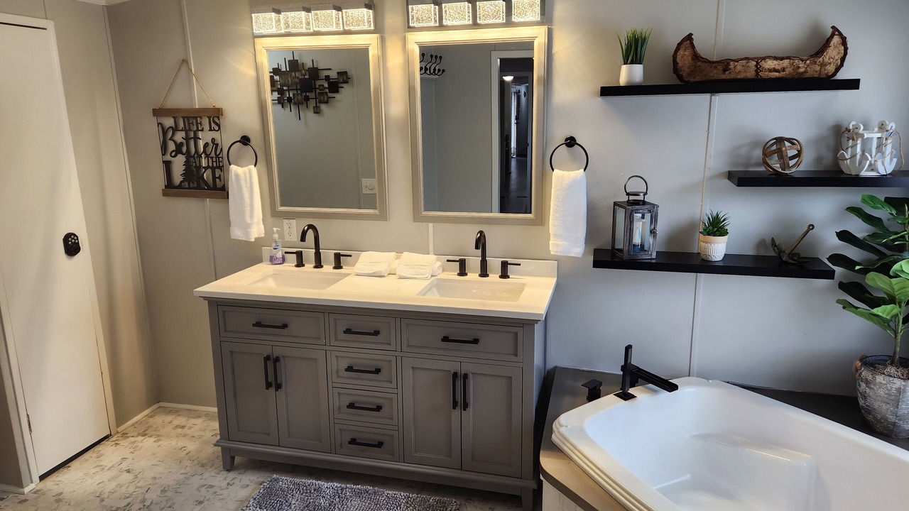 Photo of Bathroom in Springville