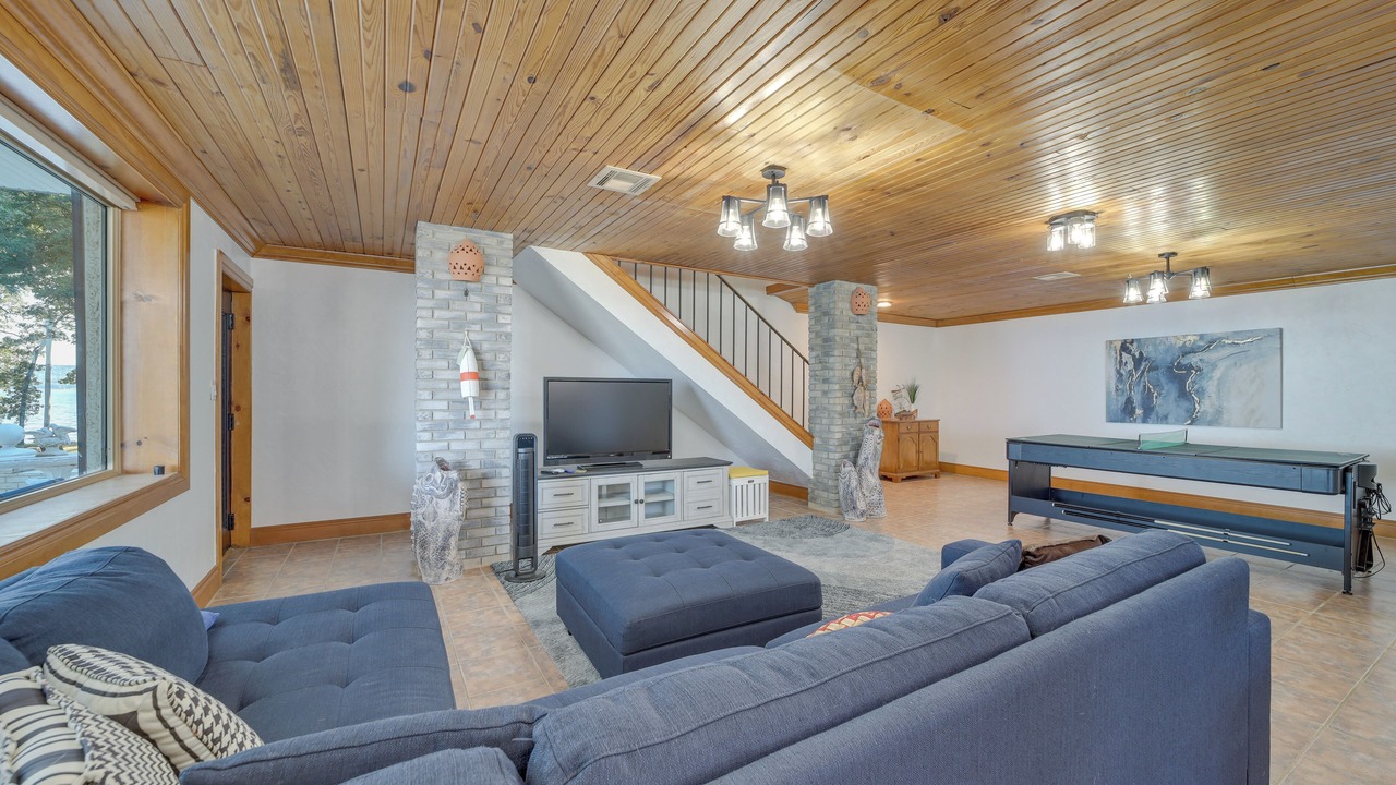 Photo of Livingroom in Hoyt