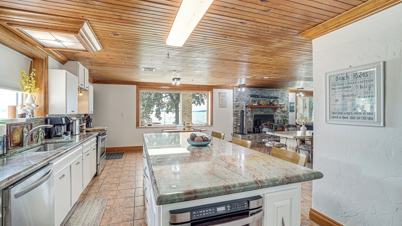 Photo of Kitchen in Hoyt