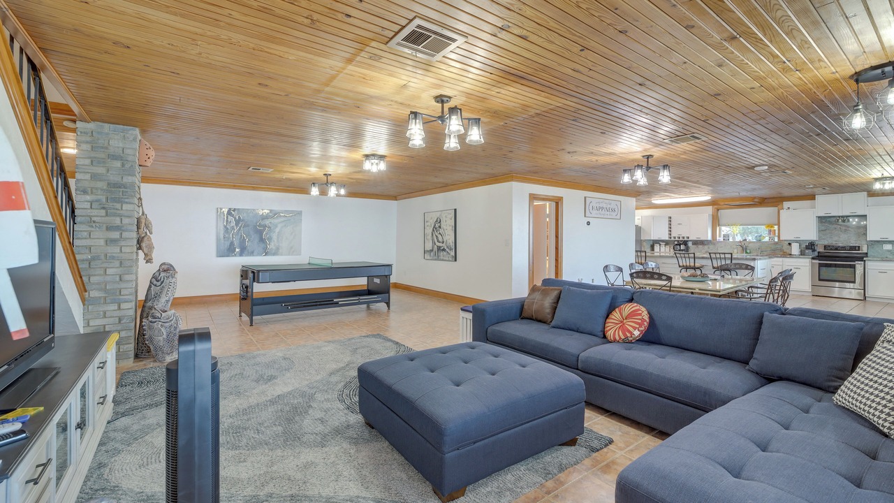 Photo of Livingroom in Hoyt