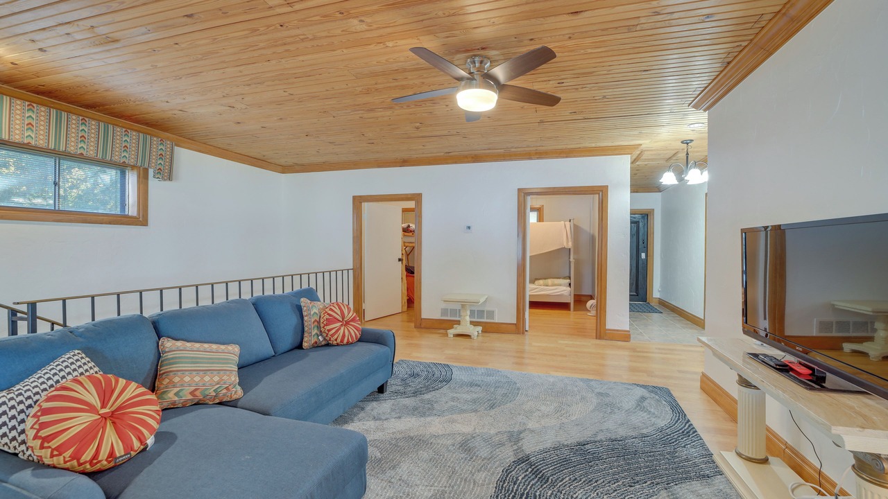 Photo of Livingroom in Hoyt
