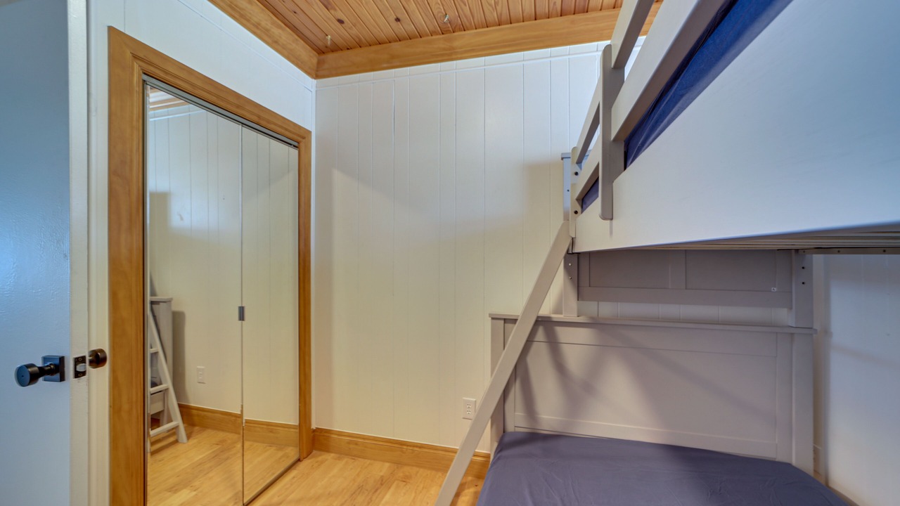 Photo of Bedroom in Hoyt