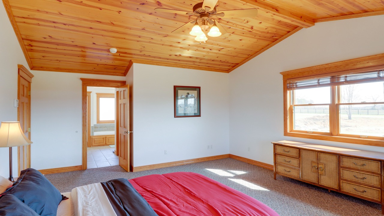 Photo of Bedroom in Fairfield Bay
