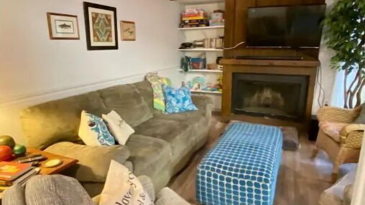 Photo of Livingroom in Fairfield Bay