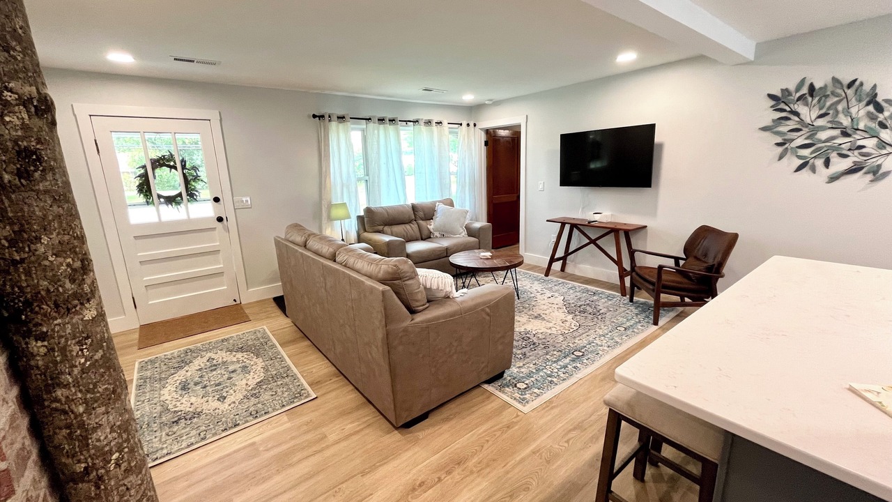 Photo of Livingroom in Blacksburg