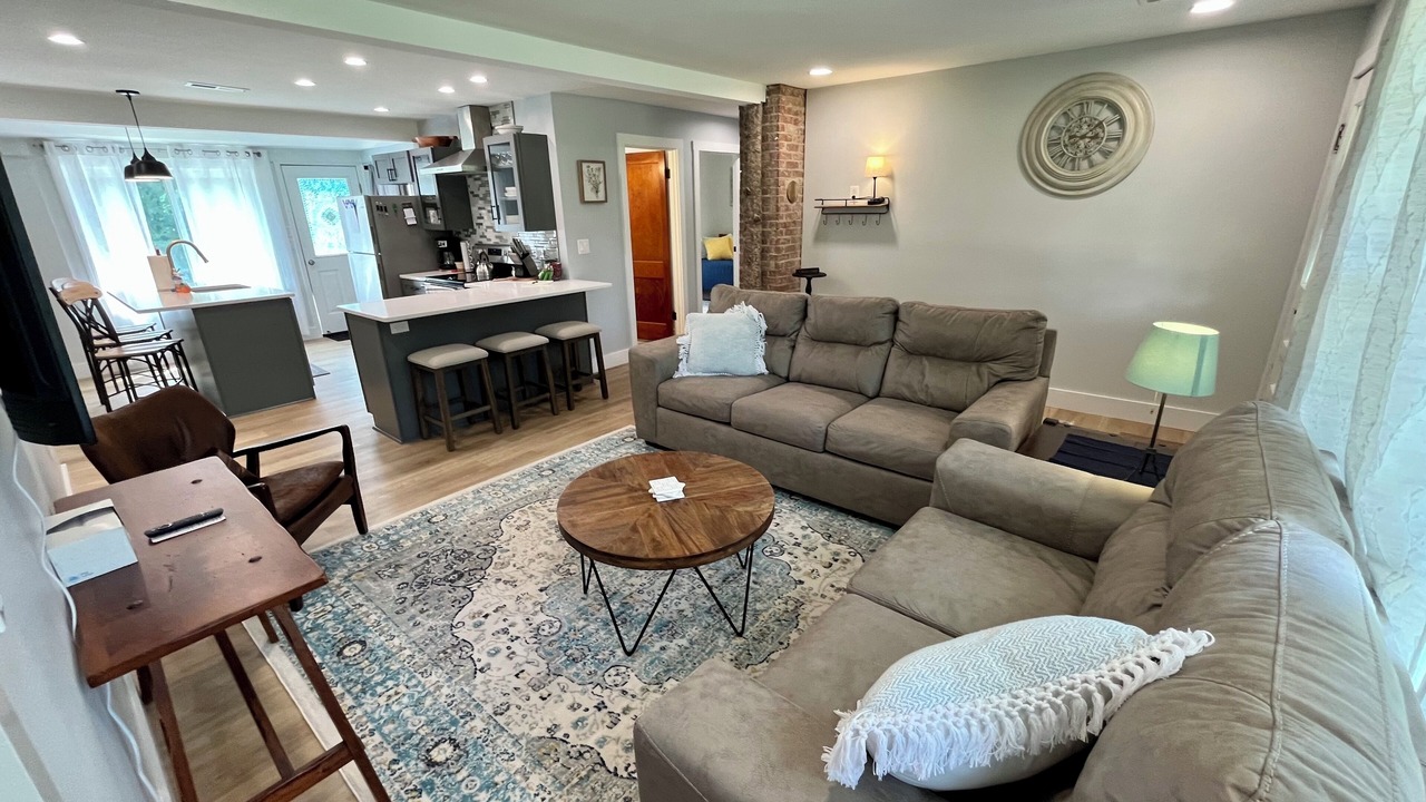 Photo of Livingroom in Blacksburg