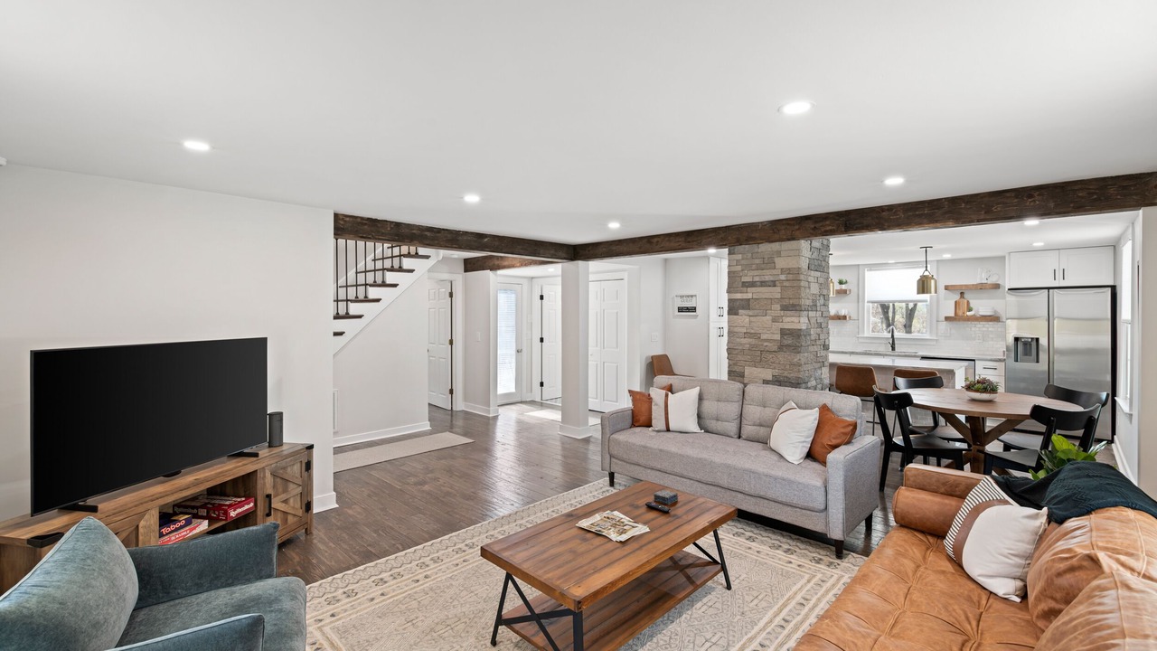 Photo of Livingroom in Belmont