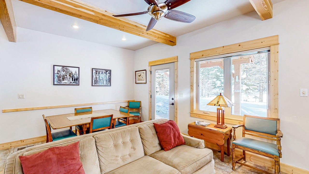 Photo of Livingroom in Joseph