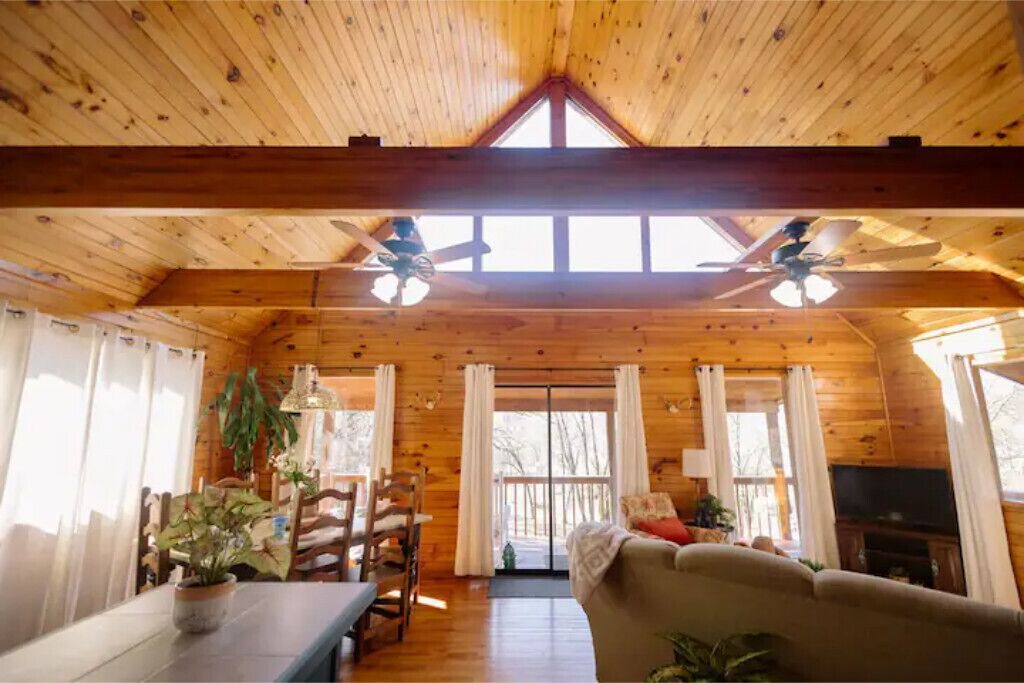Photo of Livingroom in Powell
