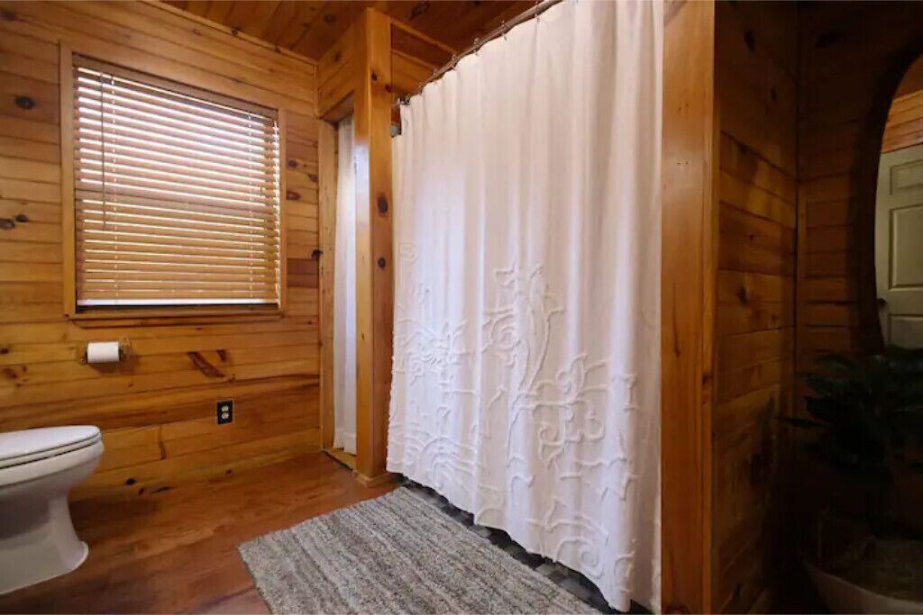 Photo of Bathroom in Powell