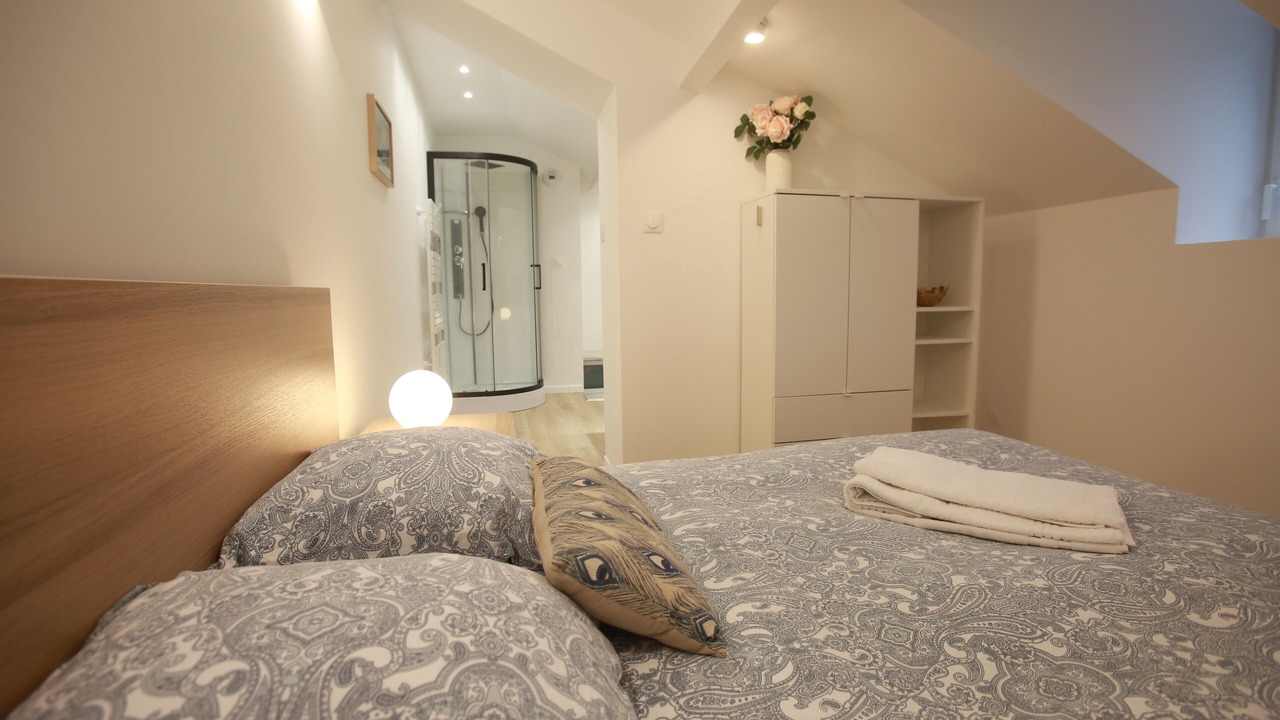 Photo of Bedroom in Belle-Beille