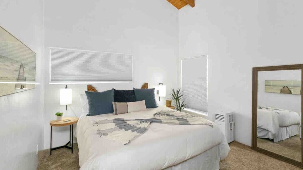 Photo of Bedroom in South Oceanside