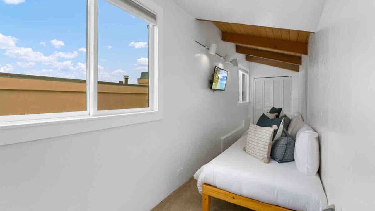 Photo of Bedroom in South Oceanside