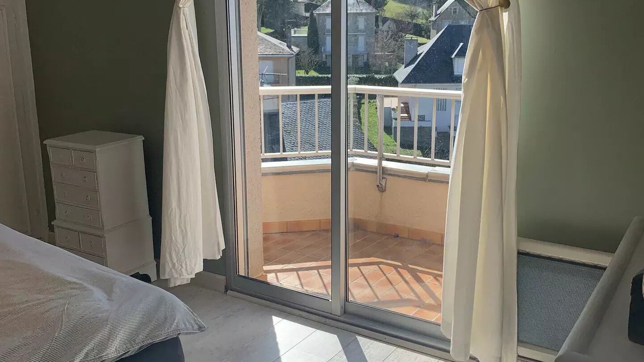 Photo of Bedroom in Saint-Geniez-d'Olt