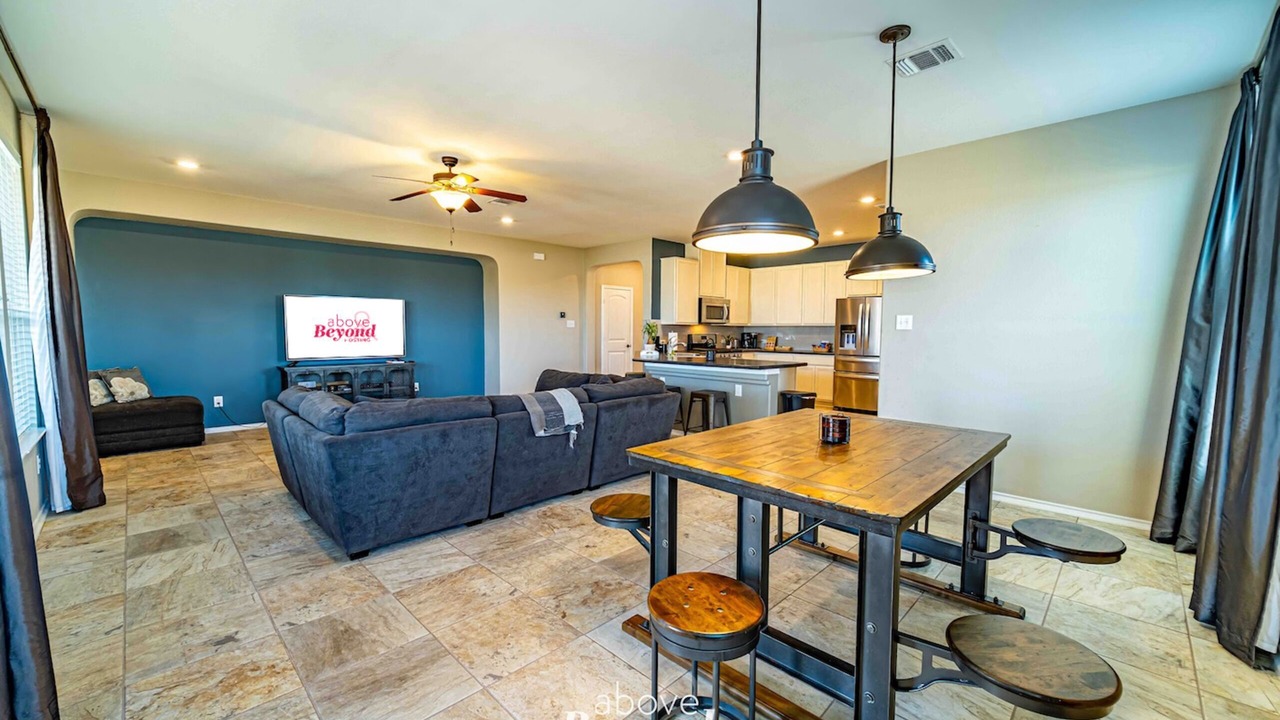 Photo of Livingroom in Hutto