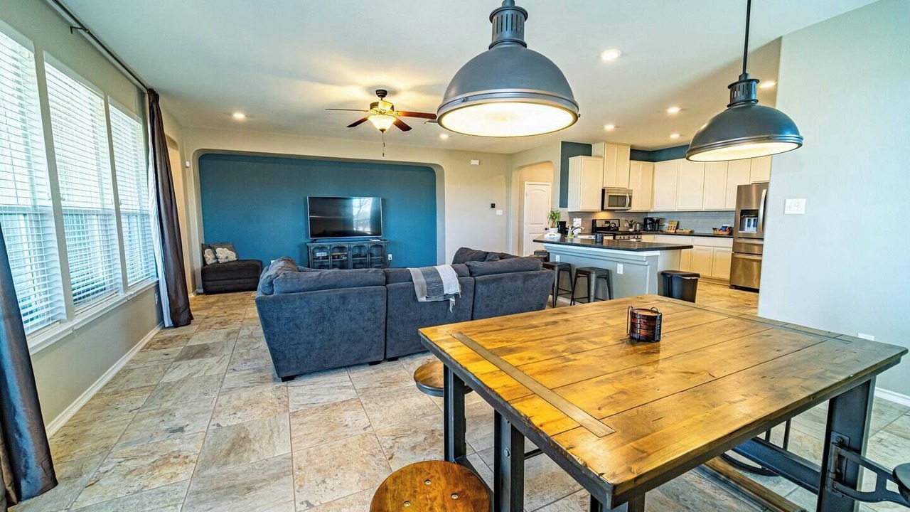Photo of Livingroom in Hutto