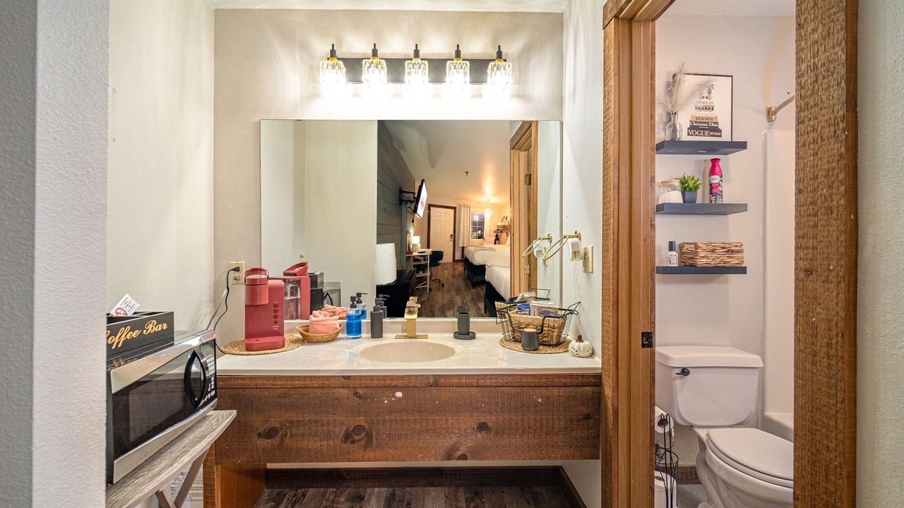 Photo of Bathroom in Indian Point