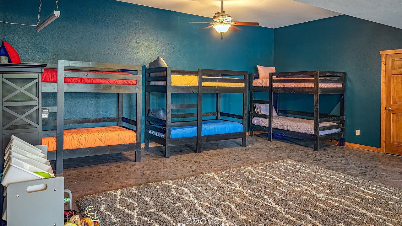 Photo of Bedroom in Branson