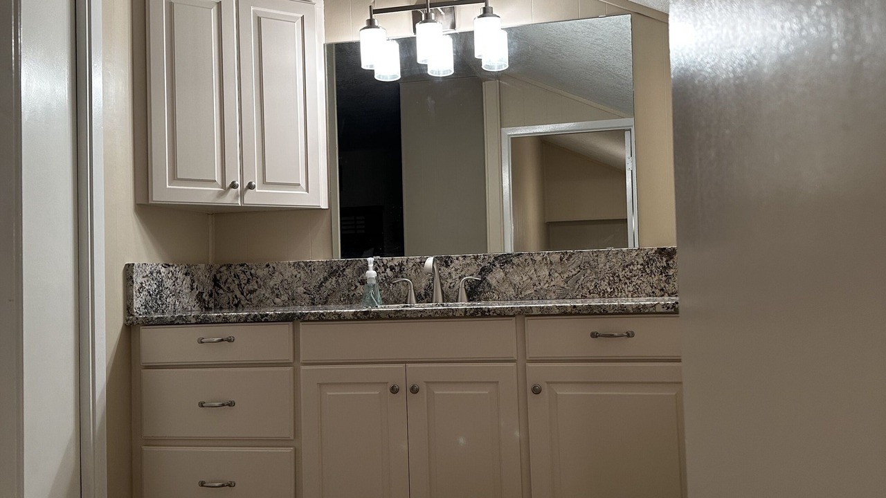Photo of Bathroom in Coldspring