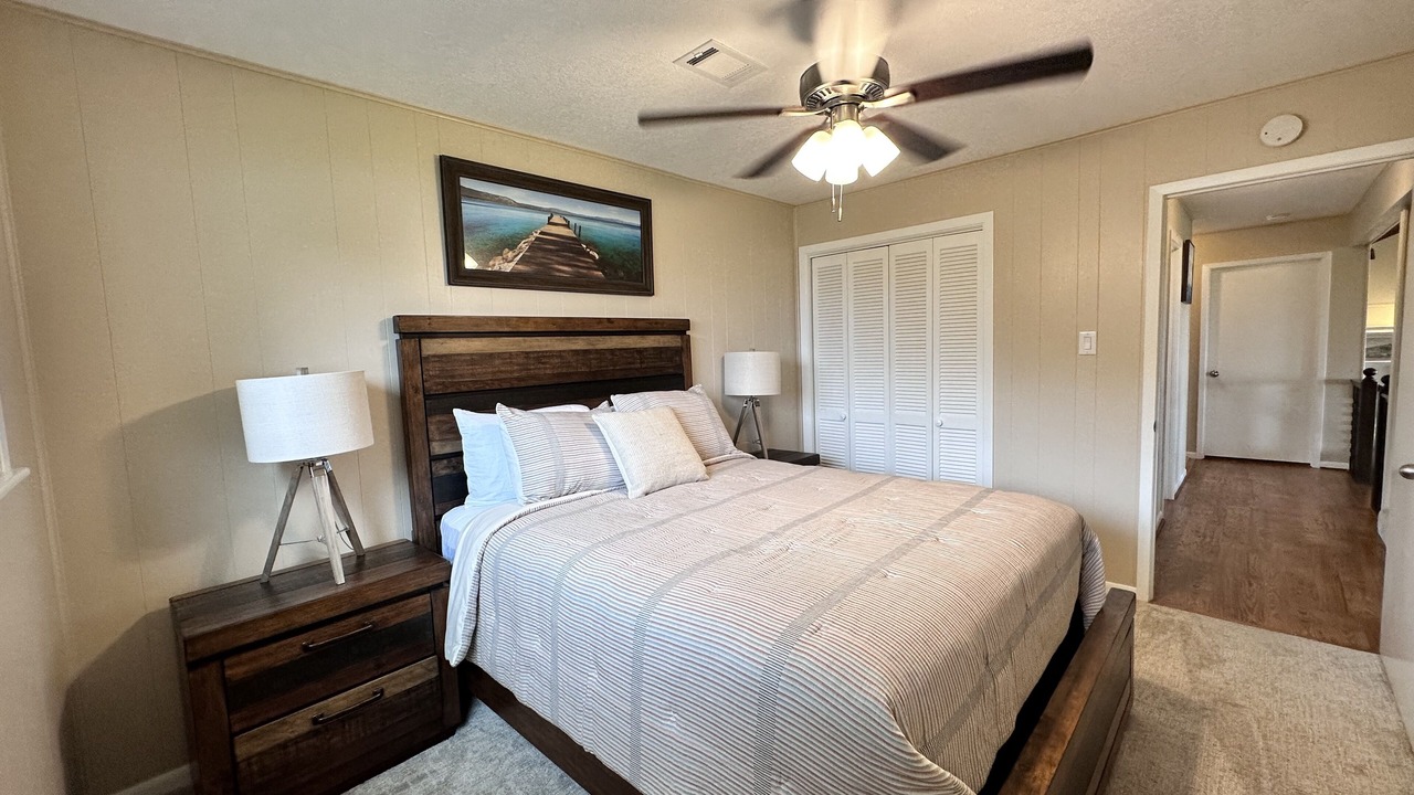 Photo of Bedroom in Coldspring