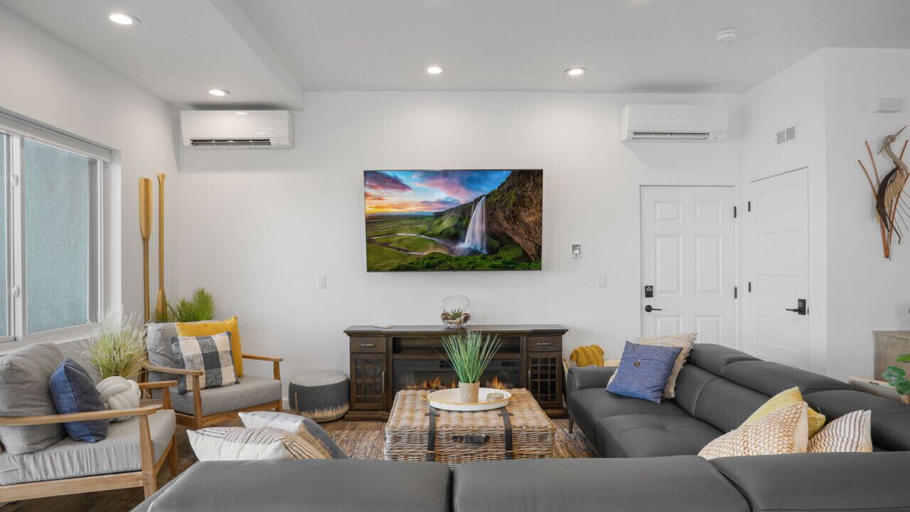 Photo of Livingroom in Pleasant Prairie