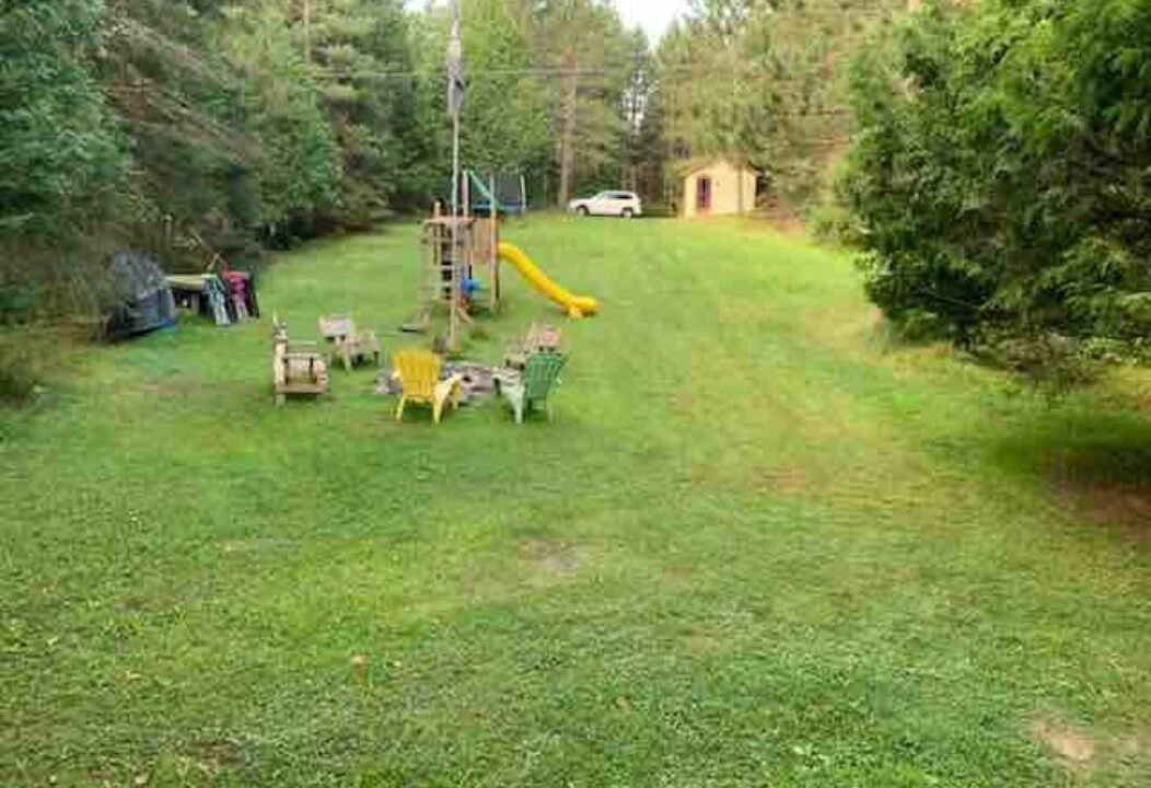 Photo of Outdoor in McKellar