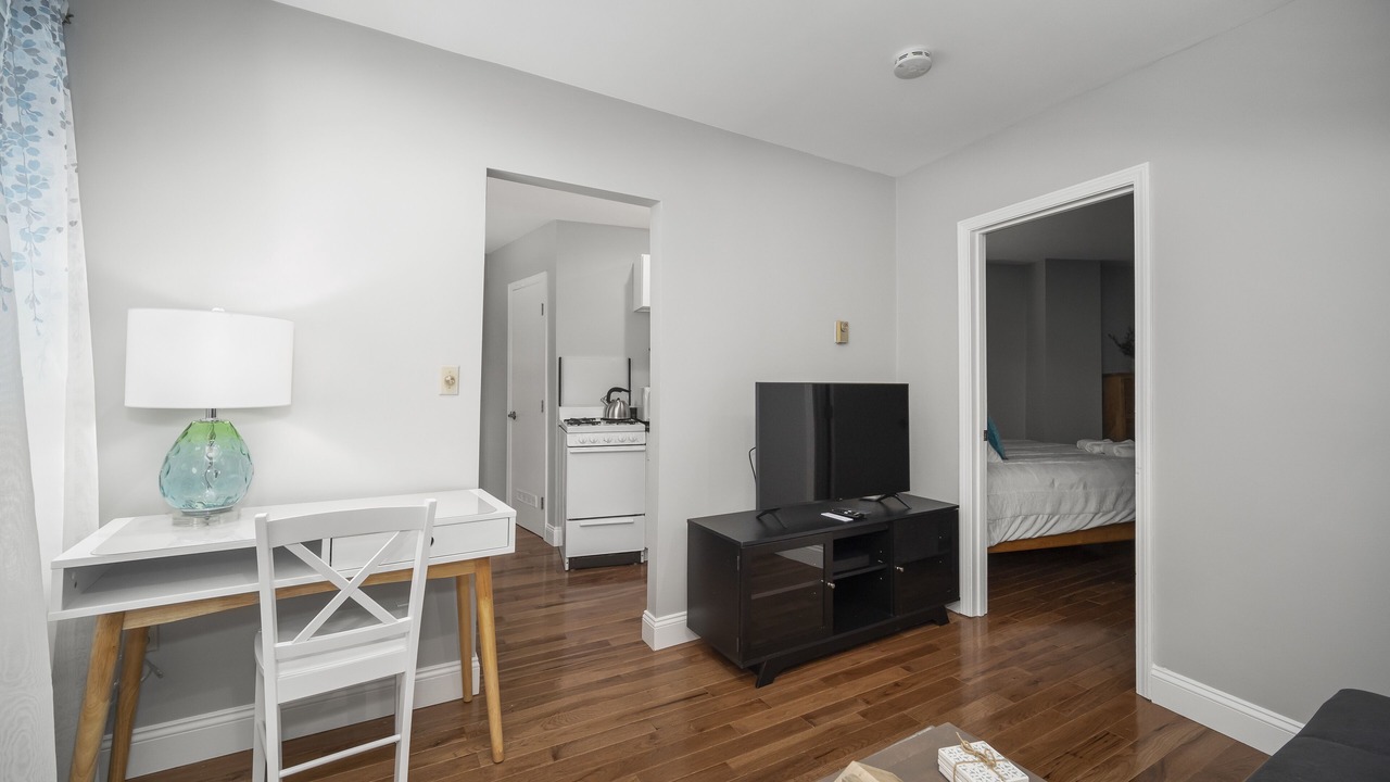 Photo of Bedroom in North End