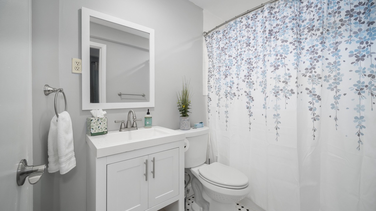 Photo of Bathroom in North End