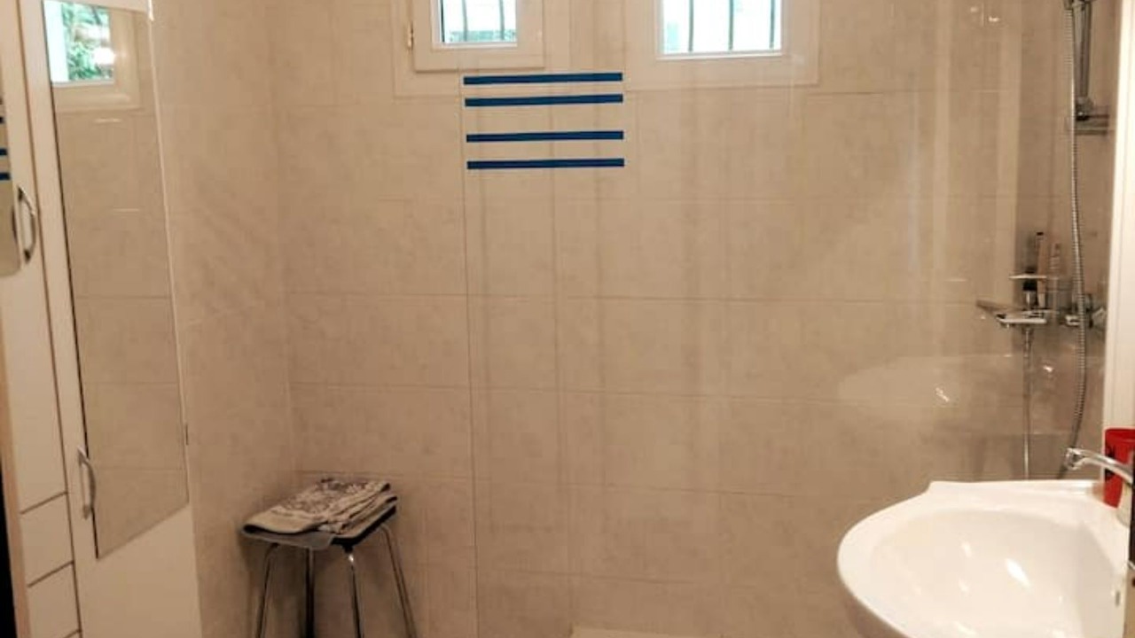 Photo of Bathroom in Brioude