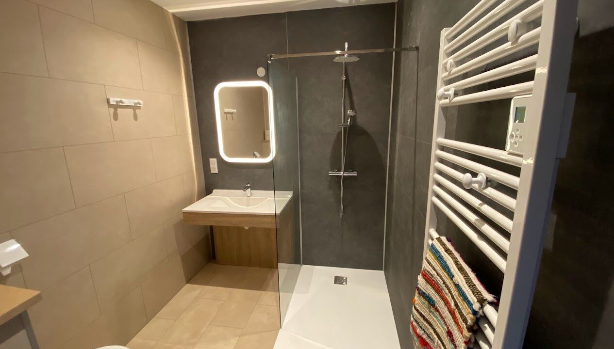 Photo of Bathroom in Dieppe