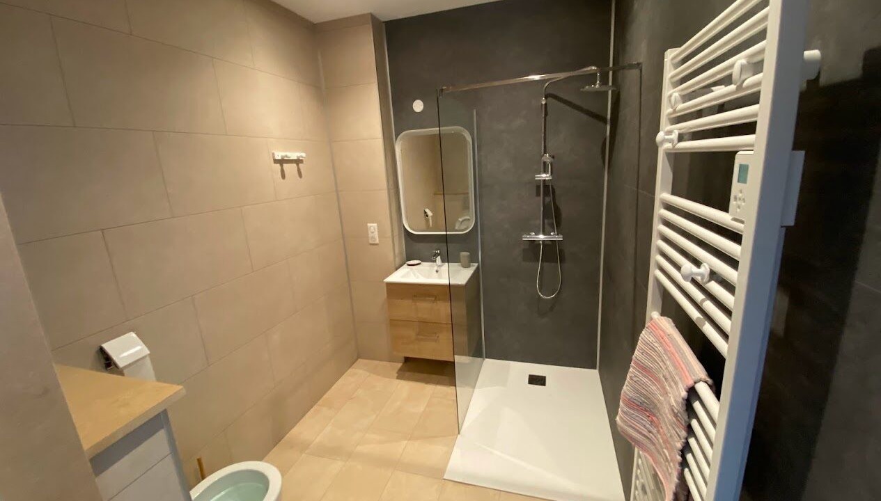 Photo of Bathroom in Dieppe