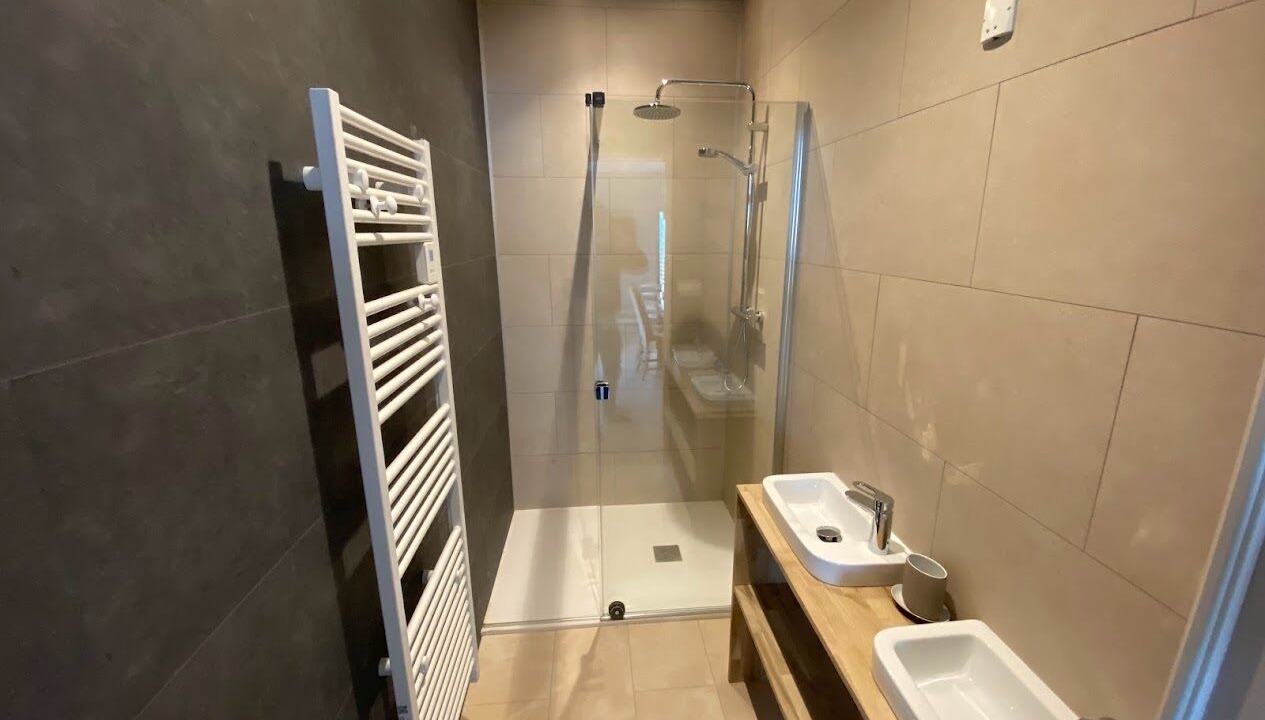 Photo of Bathroom in Dieppe