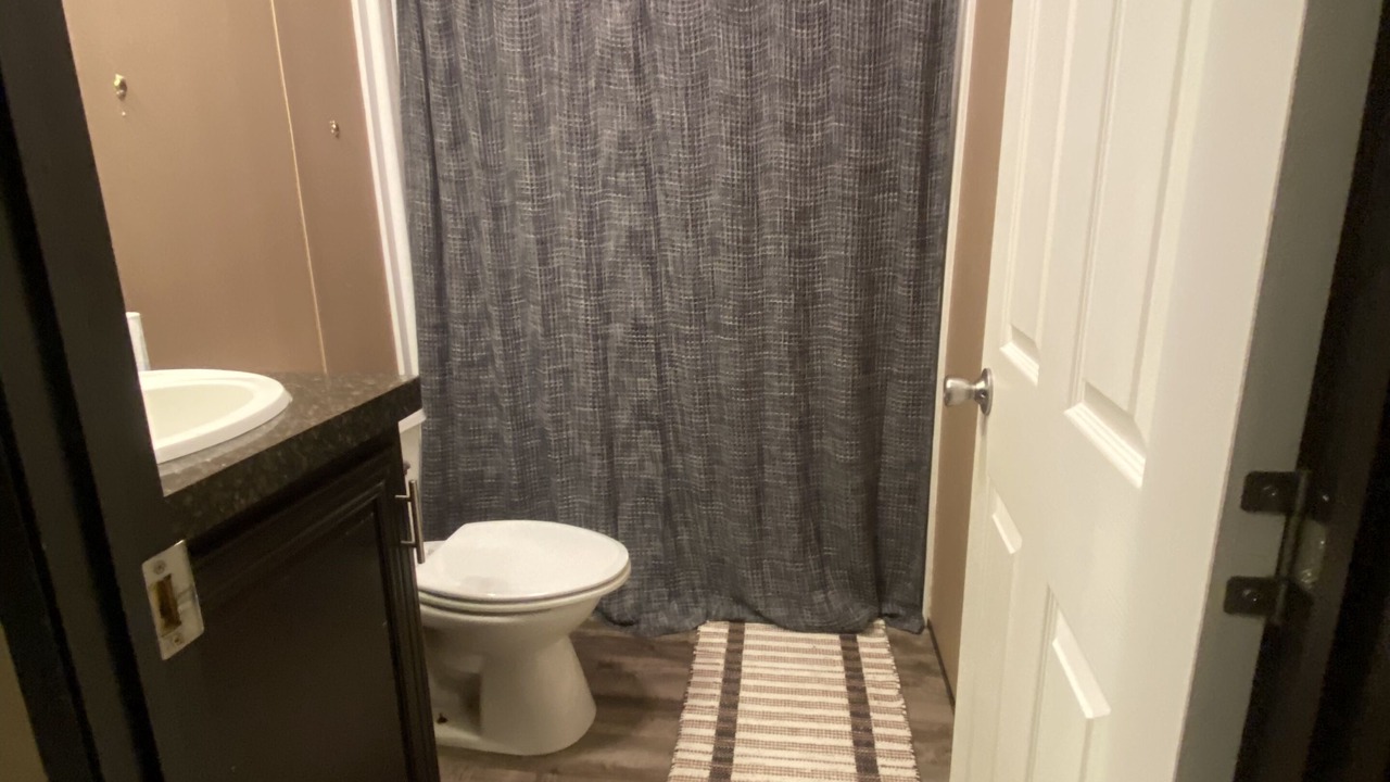 Photo of Bathroom in Lena