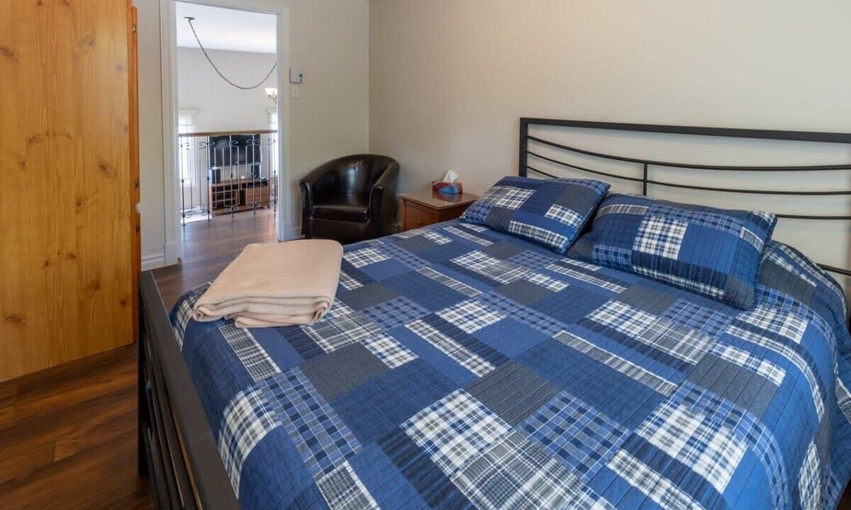 Photo of Bedroom in Pohenegamook