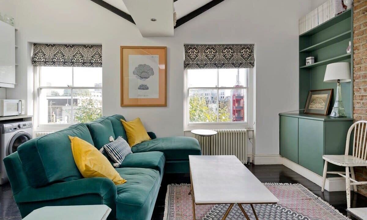 Photo of Livingroom in North Kensington