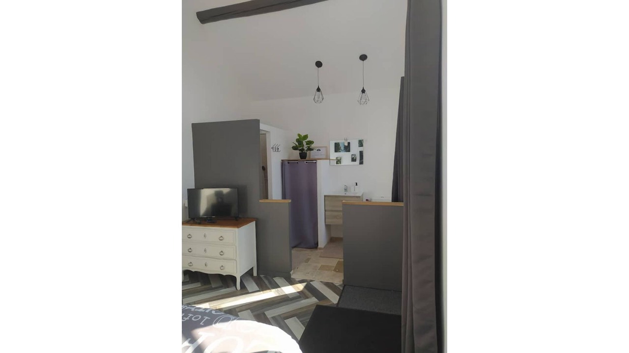 Photo of Others in Neaufles-Auvergny