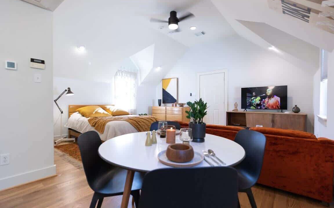 Photo of Bedroom in Woodland Heights