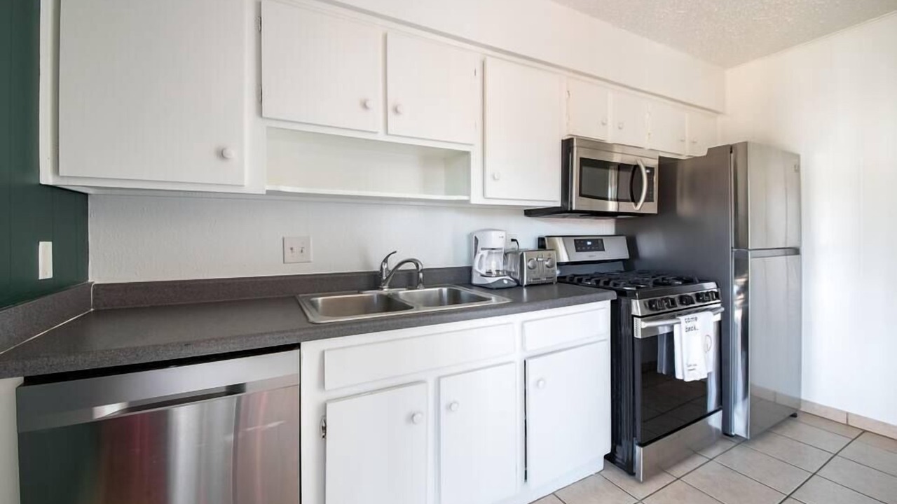 Photo of Kitchen in West Campus